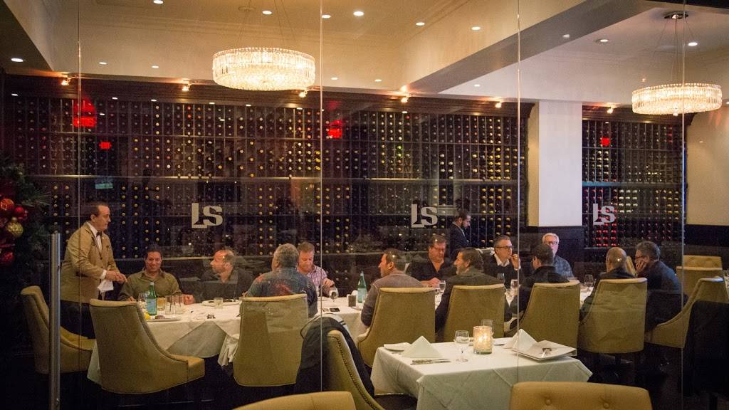 Larsens Steakhouse | restaurant | 6256 Topanga Canyon Blvd #2280, Woodland Hills, CA 91367, USA | 8187041226 OR +1 818-704-1226