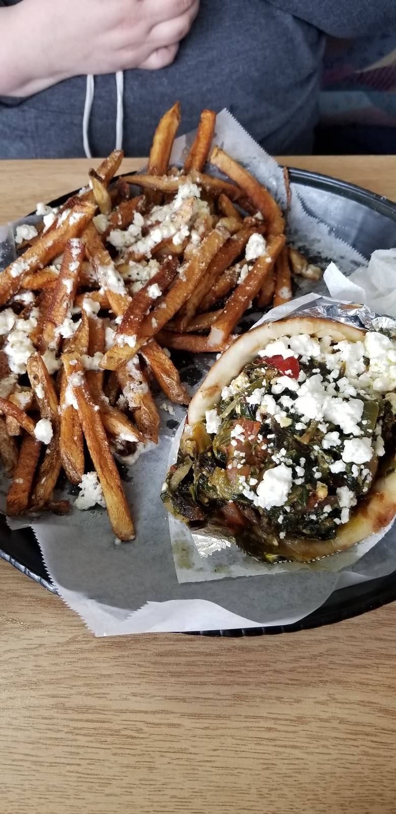 De-Onnas Restaurant | meal takeaway | 16 S Main St, Hubbard, OH 44425, USA | 3305344762 OR +1 330-534-4762