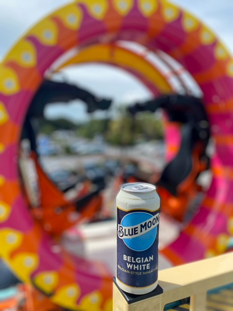 Off the Coast Bar and Grille | restaurant | 1405 N Ocean Blvd, Myrtle Beach, SC 29577, USA | 8432865934 OR +1 843-286-5934