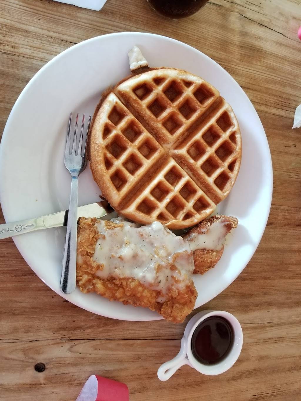 Southern Charm Kitchen | restaurant | 1714 SE Hawthorne Rd, Gainesville, FL 32641, USA | 3525055553 OR +1 352-505-5553