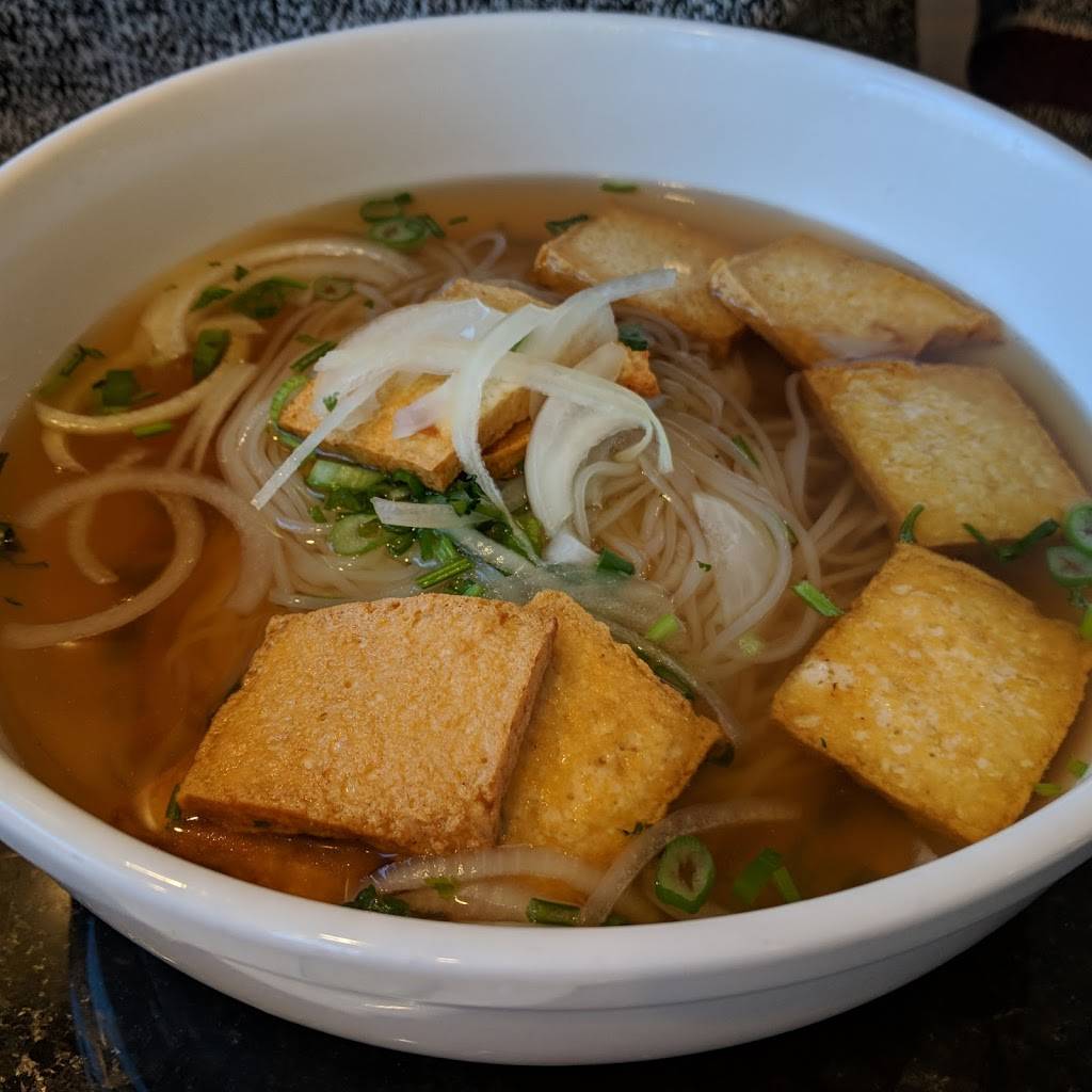 Pho Roswell | restaurant | 640 W Crossville Rd, Roswell, GA 30075, USA | 7702991549 OR +1 770-299-1549