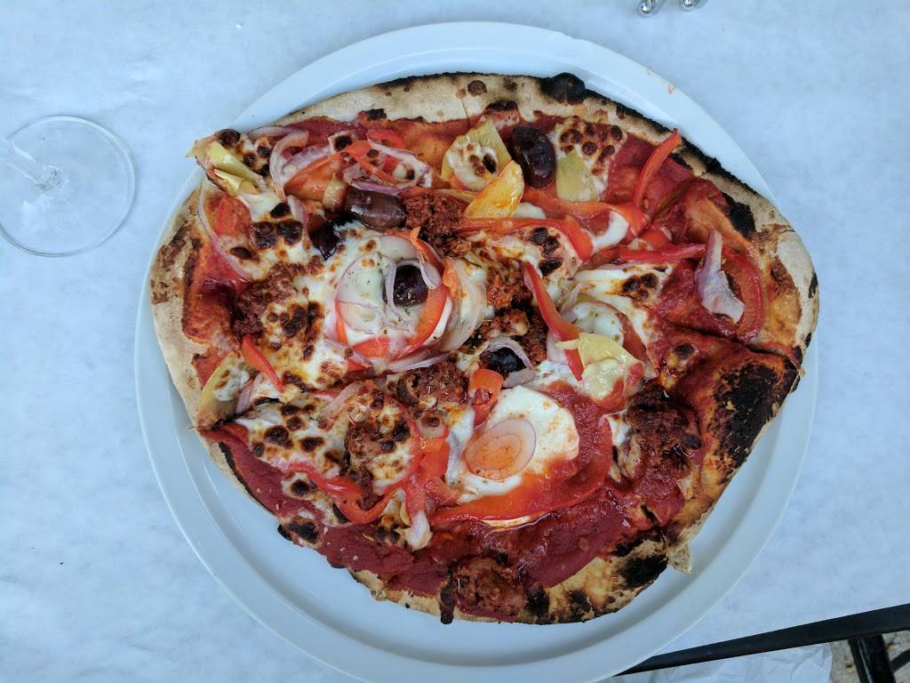 Pizza Art Cafe | restaurant | 4658 N Rockwell St, Chicago, IL 60625, USA | 7735390645 OR +1 773-539-0645