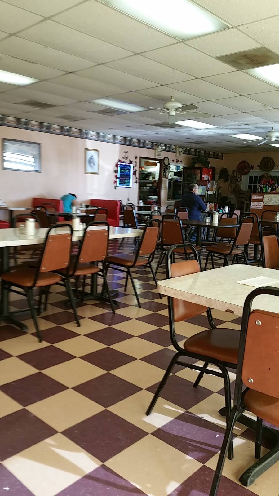 Los Potrillos | restaurant | 2555 Castroville Rd # 101, San Antonio, TX 78237, USA | 2104349449 OR +1 210-434-9449