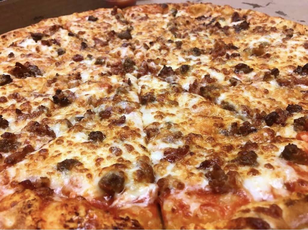 Flamin Pizza & Subs | restaurant | 1100 W Patrick St, Frederick, MD 21703, USA | 2408157126 OR +1 240-815-7126