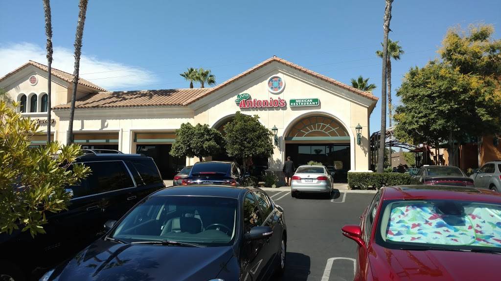 Antonios Mexican Restaurant | restaurant | 7959 N Blackstone Ave, Fresno, CA 93720, USA | 5594461802 OR +1 559-446-1802