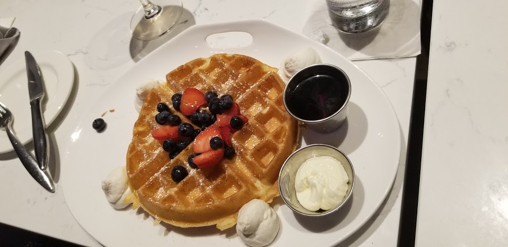 The Blu Halo | restaurant | 3431 Bannerman Rd Suite #102, Tallahassee, FL 32312, USA | 8509991696 OR +1 850-999-1696