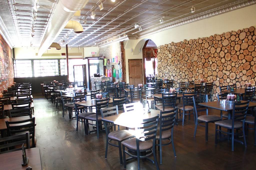 Smokehouse 52 BBQ - Chelsea | restaurant | 125 S Main St, Chelsea, MI 48118, USA | 7345622565 OR +1 734-562-2565