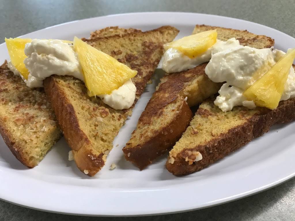 Hannas Diner | restaurant | 83 Henniker St, Hillsboro, NH 03244, USA | 6034643575 OR +1 603-464-3575