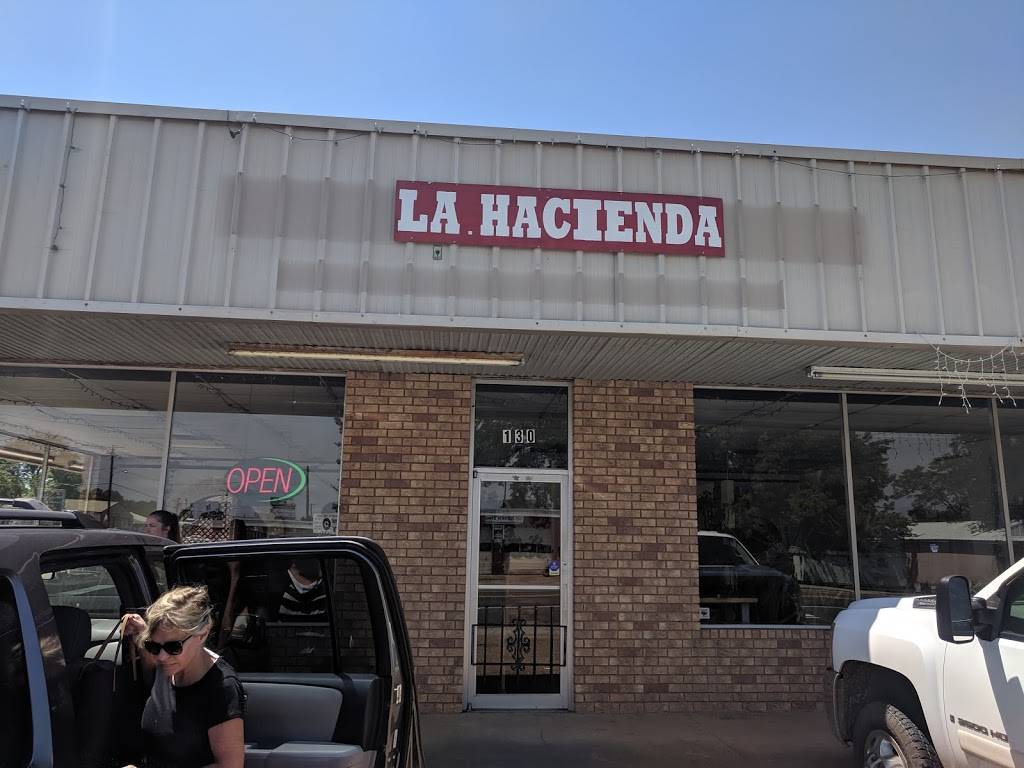 La Hacienda Mexican Restaurant | restaurant | 130 S Hill St, Tatum, TX 75691, USA | 9039472666 OR +1 903-947-2666