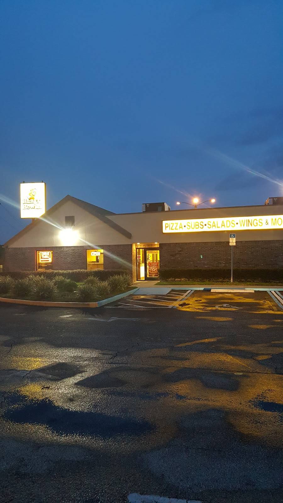 Hungry Howies Pizza | meal delivery | 2439 Enterprise Rd, Orange City, FL 32763, USA | 3867750550 OR +1 386-775-0550