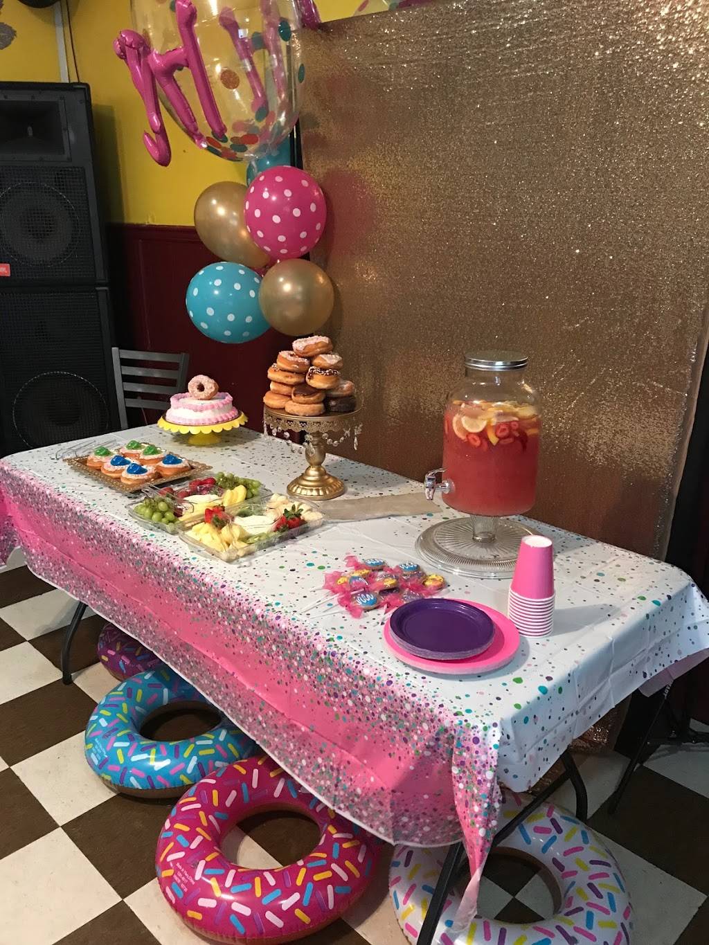 Chicken & Steak | restaurant | 374 Beechmont Dr, Newport News, VA 23608, USA | 7579898971 OR +1 757-989-8971