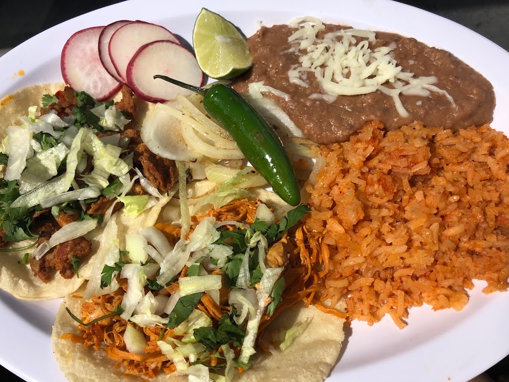 Taqueria El Huarachazo | restaurant | 501 W Nob Hill Blvd, Yakima, WA 98902, USA | 5099016362 OR +1 509-901-6362