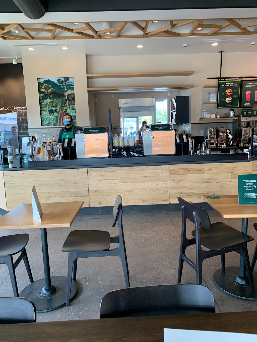 Starbucks | cafe | 8781 W 95th St, Overland Park, KS 66212, USA | 9132671194 OR +1 913-267-1194