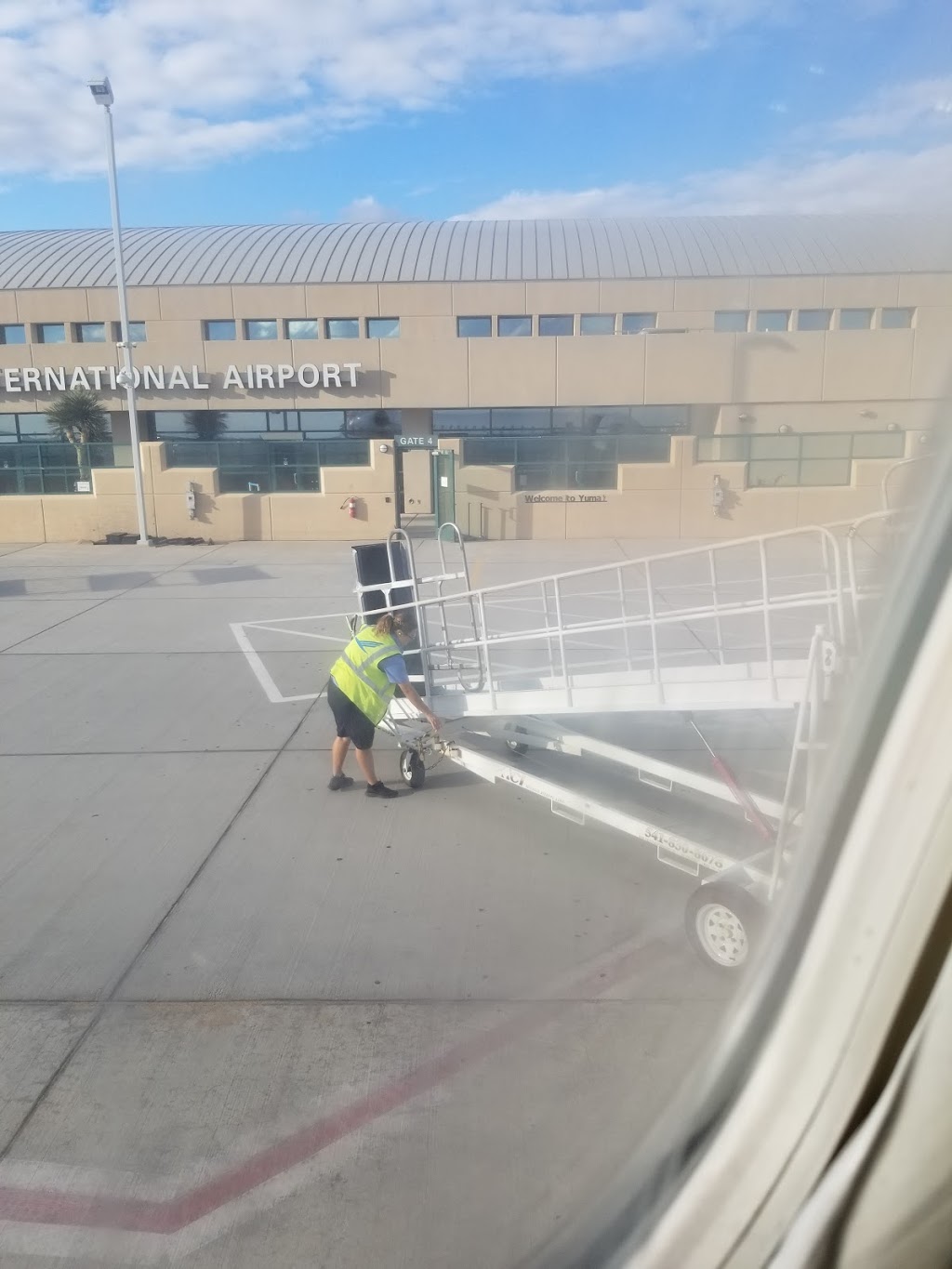 Brewers Restaurant & Sports Bar | restaurant | 2191 E 32nd St, Yuma, AZ 85365, USA | 9283417989 OR +1 928-341-7989