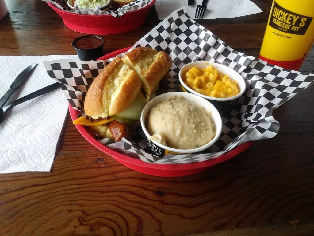 Dickeys Barbecue Pit | restaurant | 5104 6th Ave STE 102, Tacoma, WA 98406, USA | 2533011937 OR +1 253-301-1937