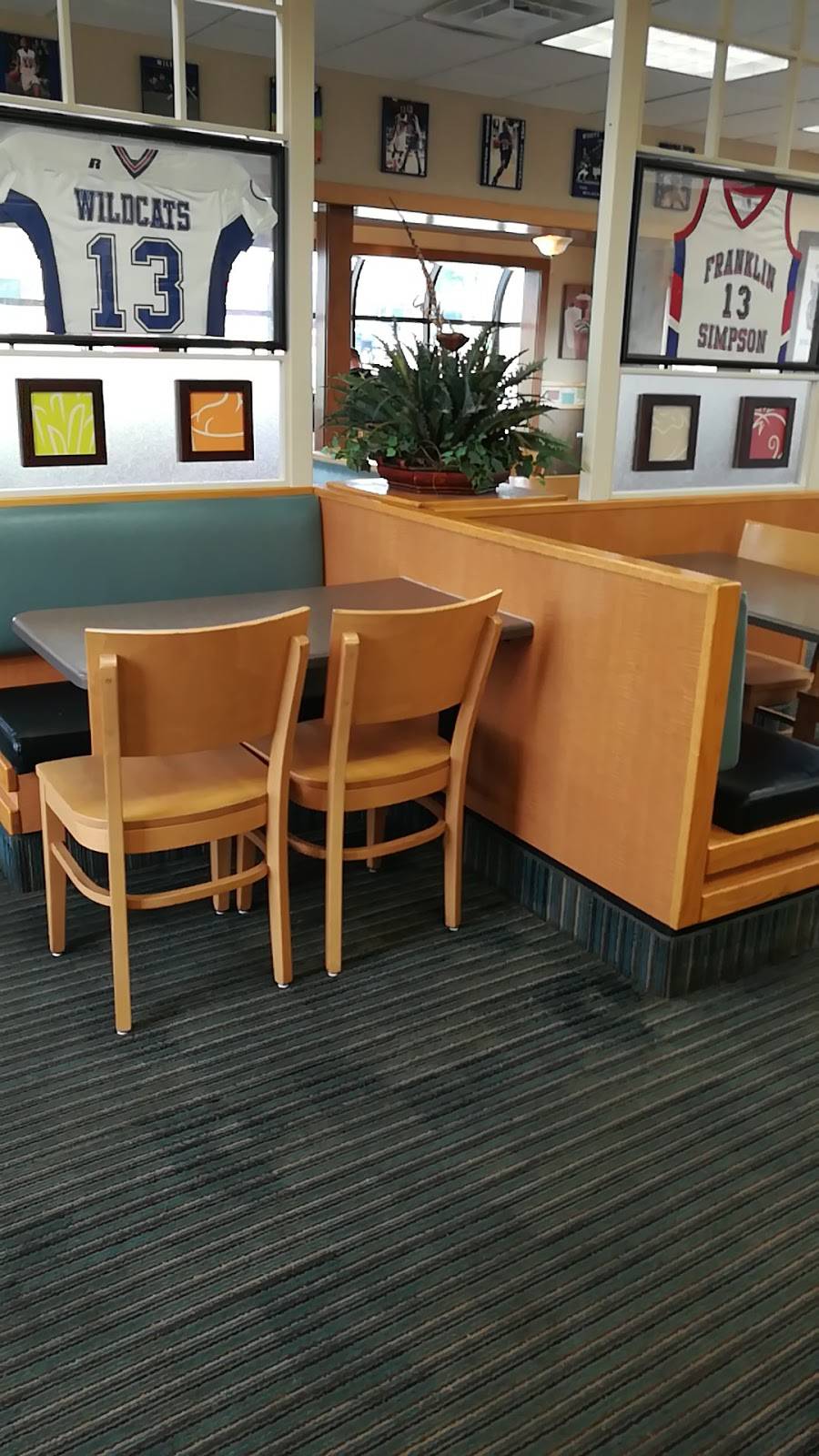 Wendys | restaurant | 527 N Main St, Franklin, KY 42134, USA | 2705869358 OR +1 270-586-9358