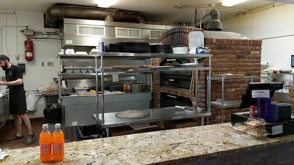 M&Y Brick Oven Pizza Bar and Grill | restaurant | 62 Lafayette Rd A, North Hampton, NH 03862, USA | 6033792675 OR +1 603-379-2675