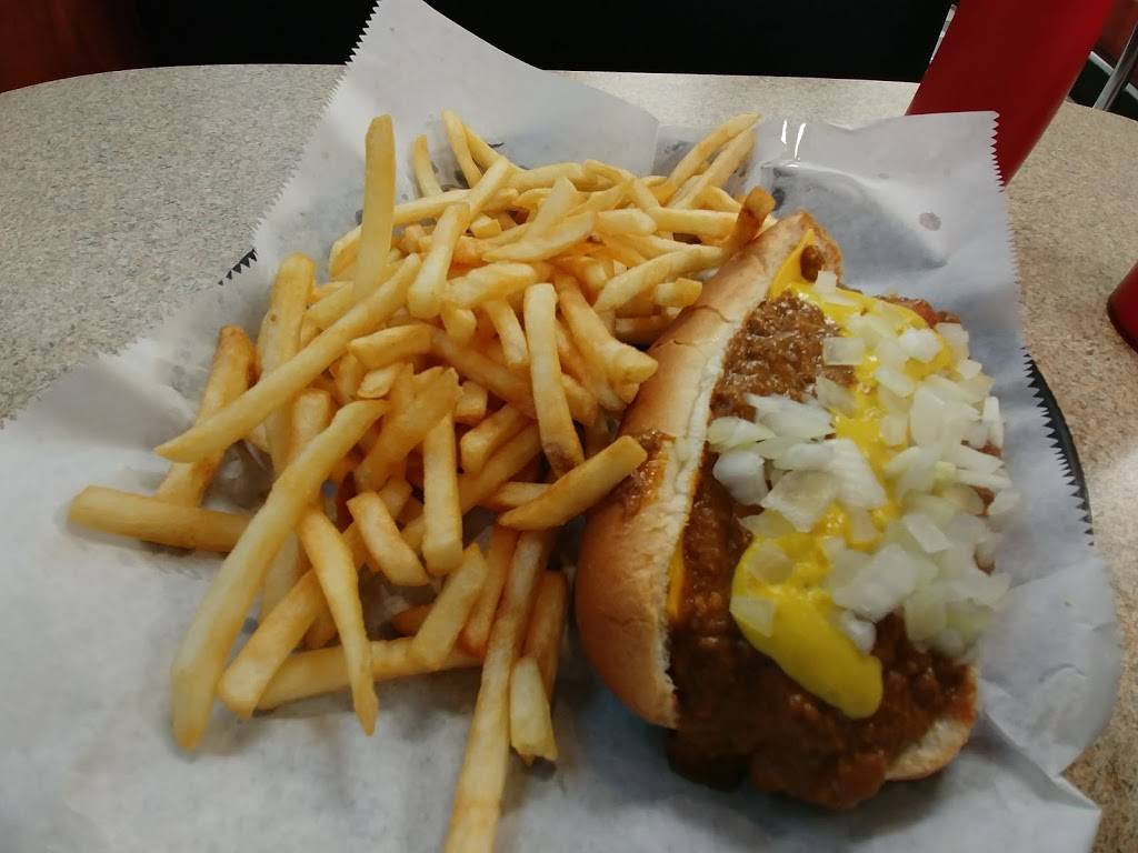 L Georges Coney Island | restaurant | 28505 Northwestern Hwy, Southfield, MI 48034, USA | 2488648989 OR +1 248-864-8989