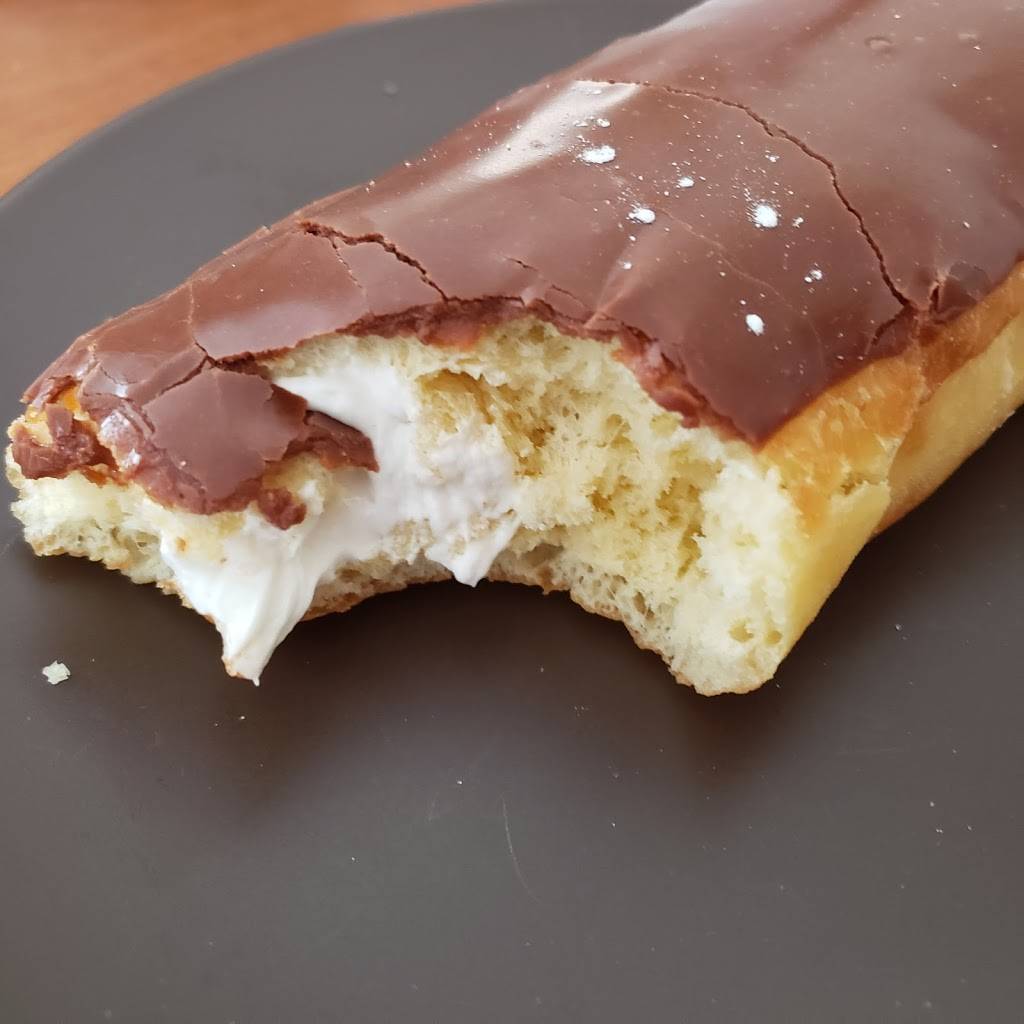 Donut Palace | restaurant | 2309 S 4th St, Leavenworth, KS 66048, USA | 9136757212 OR +1 913-675-7212