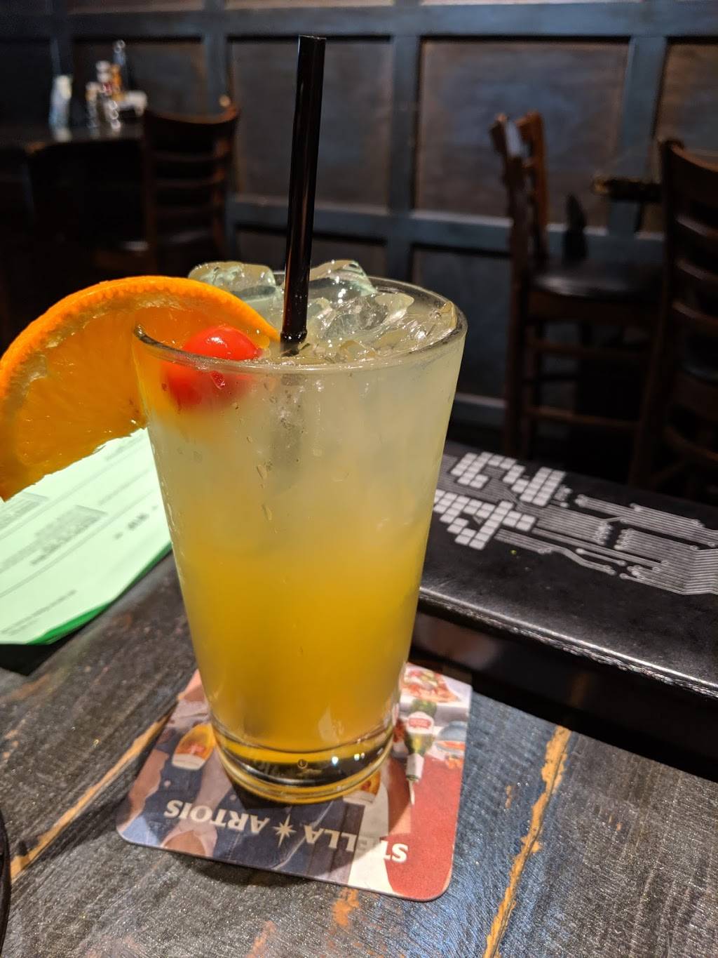 Oak & Shield Gaming Pub | restaurant | 600 E Ogden Ave, Milwaukee, WI 53202, USA | 4149881750 OR +1 414-988-1750