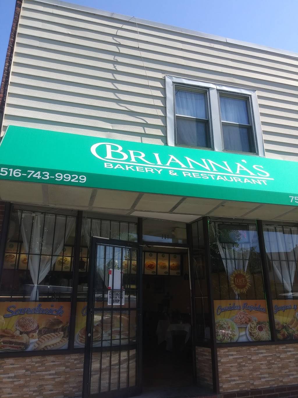 Victorias Fried Chicken | restaurant | 751 Front St, Hempstead, NY 11550, USA | 5167505058 OR +1 516-750-5058