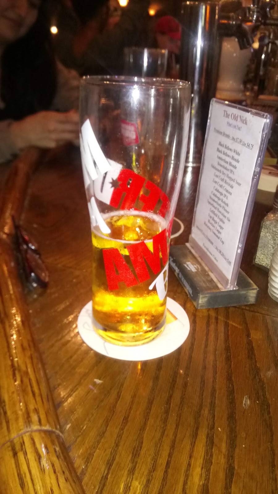 The Old Nick | restaurant | 123 Danforth Ave, Toronto, ON M4K 1N2, Canada | 4164615546 OR +1 416-461-5546