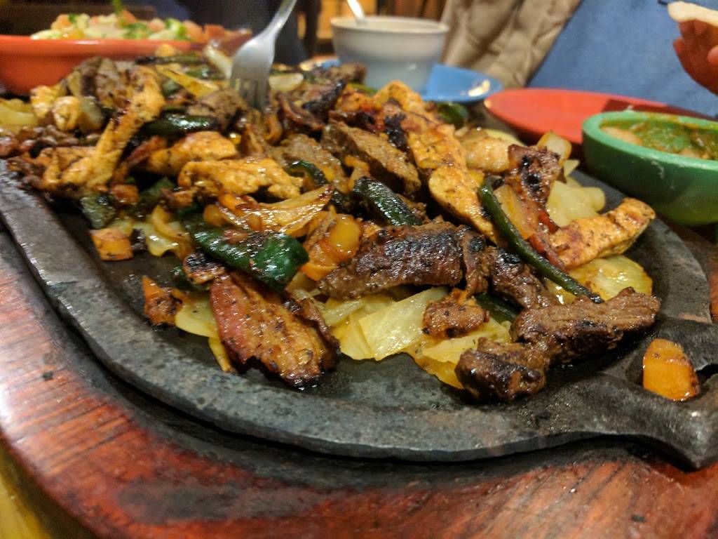 Mi Rancho | restaurant | 4801 Wilson Rd #800, Humble, TX 77396, USA | 2813584700 OR +1 281-358-4700