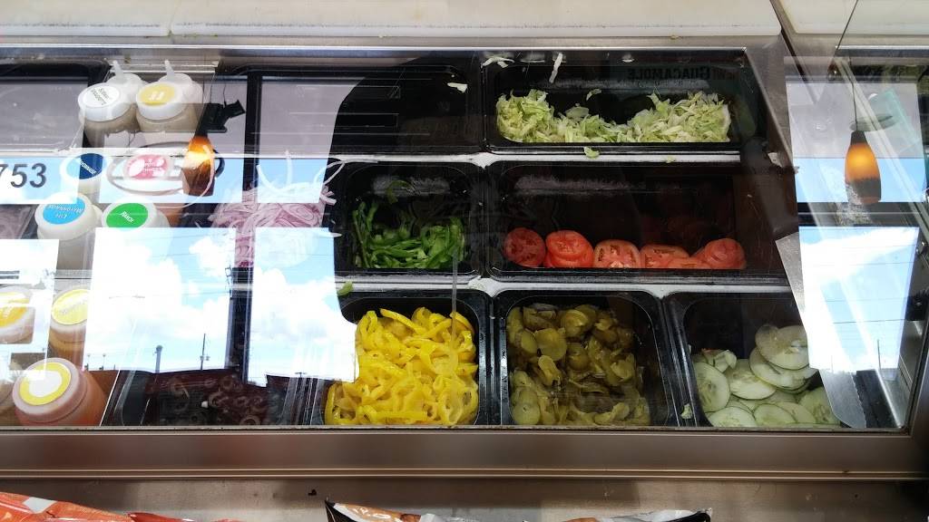 Subway Restaurants | restaurant | 3753 Ulmerton Rd, Clearwater, FL 33762, USA | 7275729388 OR +1 727-572-9388