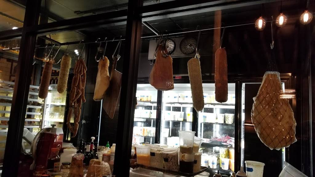 Meat District Co. | restaurant | 69 N Raymond Ave, Pasadena, CA 91103, USA | 6267659902 OR +1 626-765-9902