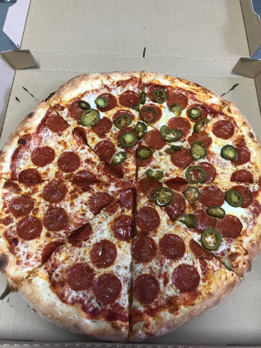 Pizza Man | restaurant | 22410 Norwalk Blvd, Hawaiian Gardens, CA 90716, USA | 5624932886 OR +1 562-493-2886