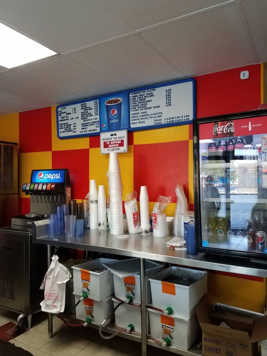 Lilys Tacos | restaurant | 901 N Garey Ave, Pomona, CA 91767, USA | 9096220444 OR +1 909-622-0444