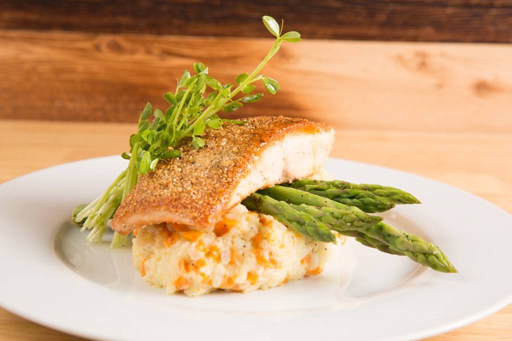 b side | restaurant | 1 Clinton Plaza Dr, Oneonta, NY 13820, USA | 6074322053 OR +1 607-432-2053