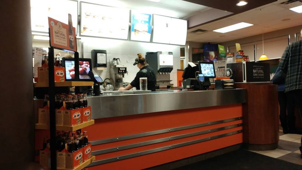 A&W Canada | restaurant | 6570 Tecumseh Rd E, Windsor, ON N8T 1E6, Canada | 5199451670 OR +1 519-945-1670