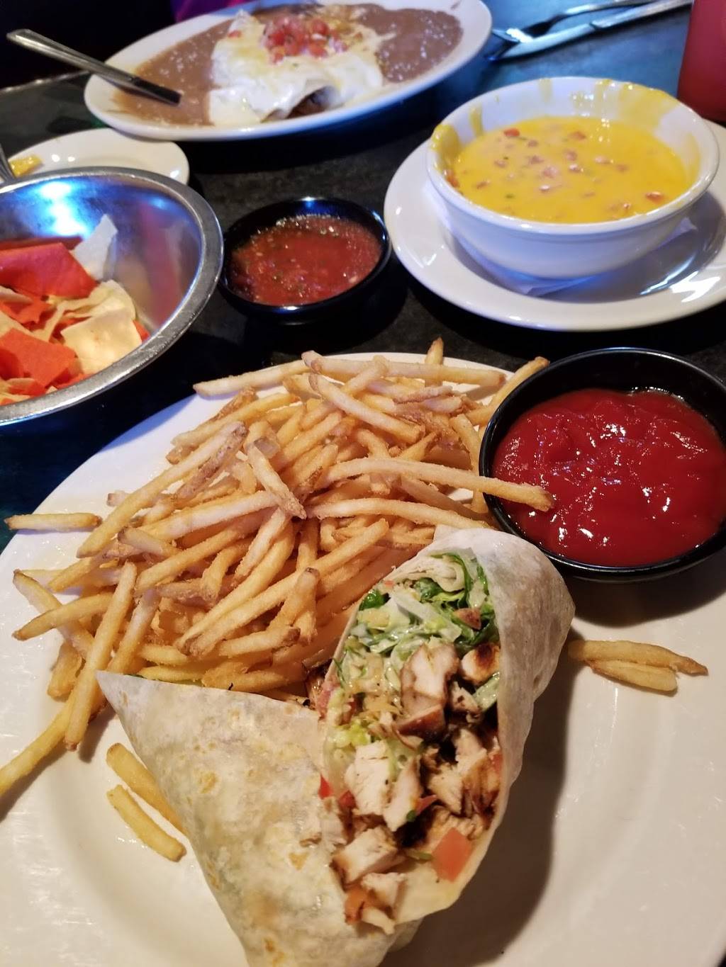 Cozymels Mexican Grill | restaurant | 1177 Corporate Dr, Westbury, NY 11590, USA | 5162227010 OR +1 516-222-7010