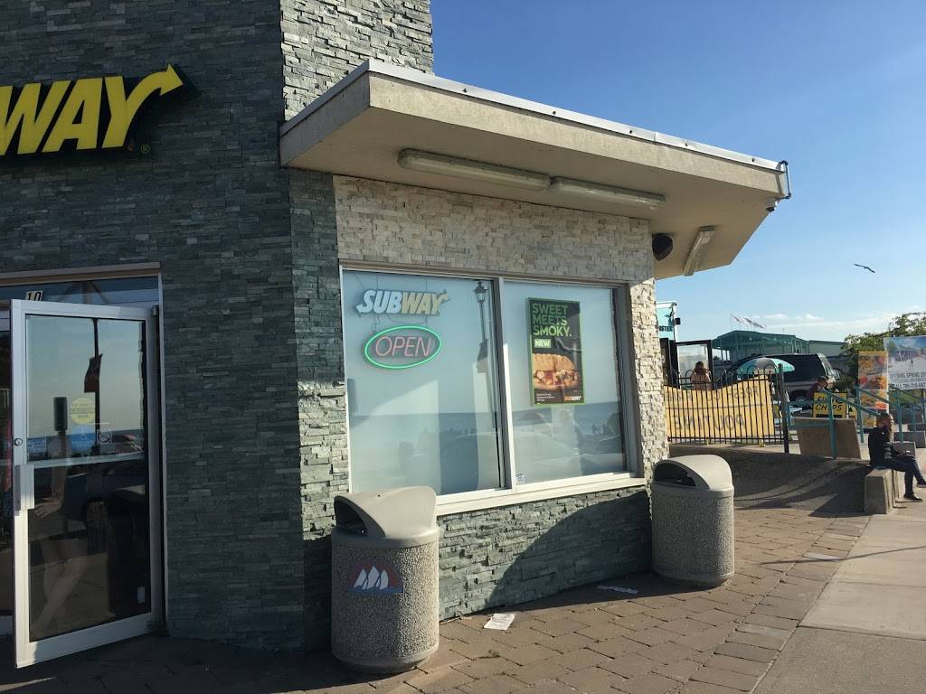 Subway | restaurant | 10 Main St, Wasaga Beach, ON L9Z 2K3, Canada | 5199951401 OR +1 519-995-1401