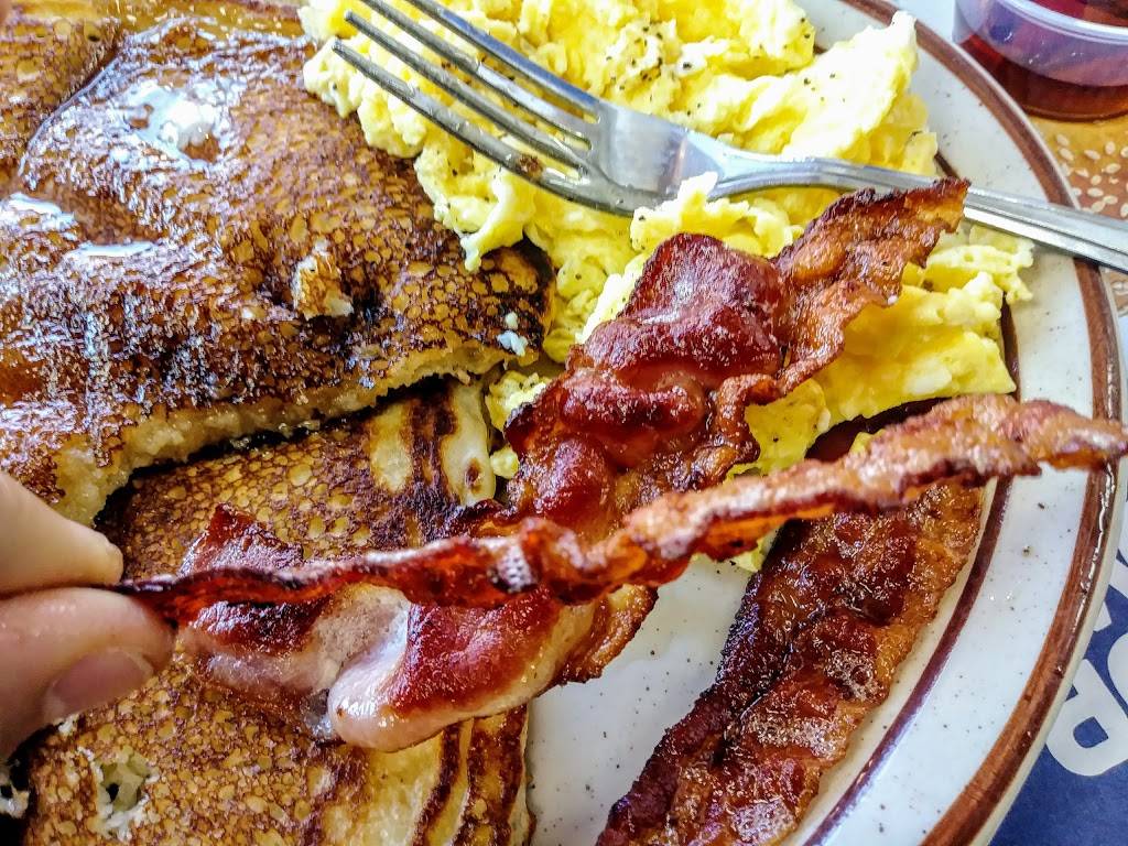 George Webb Restaurant | restaurant | 7227 W Greenfield Ave, West Allis, WI 53214, USA | 4147740190 OR +1 414-774-0190