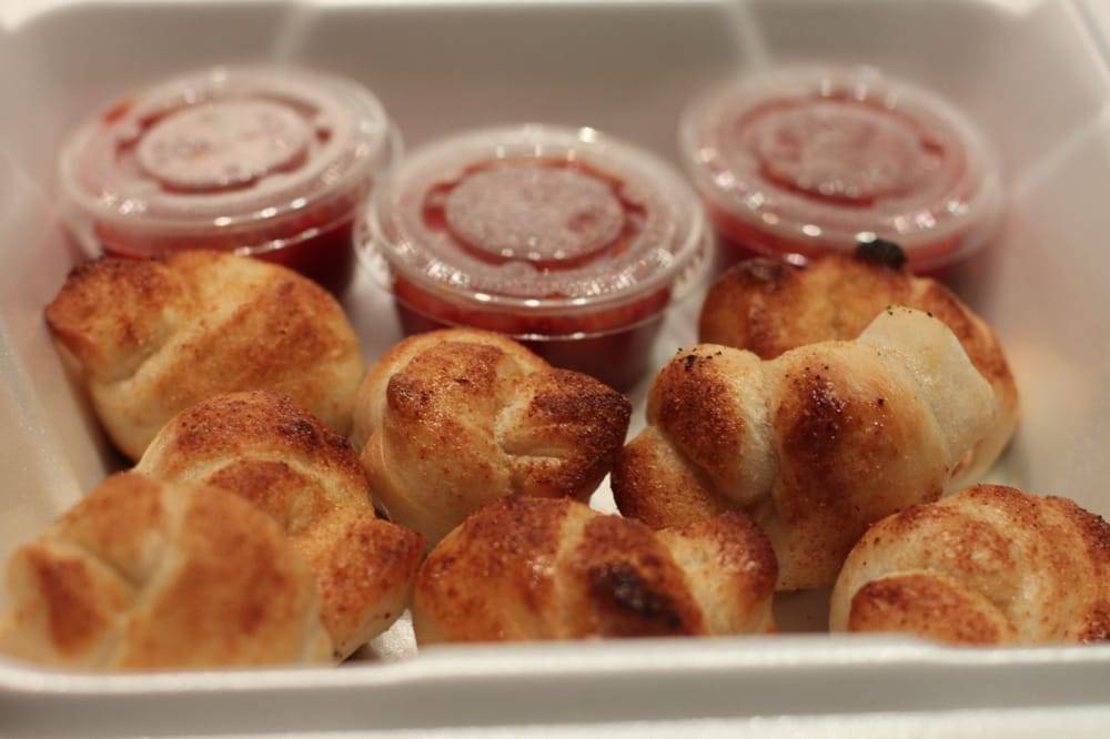 Cafe Luigi Pizza | meal delivery | 2548 N Clark St, Chicago, IL 60614, USA | 7734040200 OR +1 773-404-0200