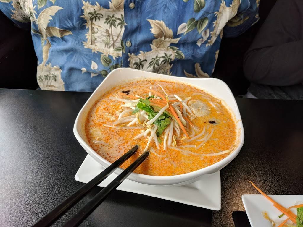 The Kings Thai Cuisine | restaurant | 7890 University Ave NE, Fridley, MN 55432, USA | 7635711188 OR +1 763-571-1188