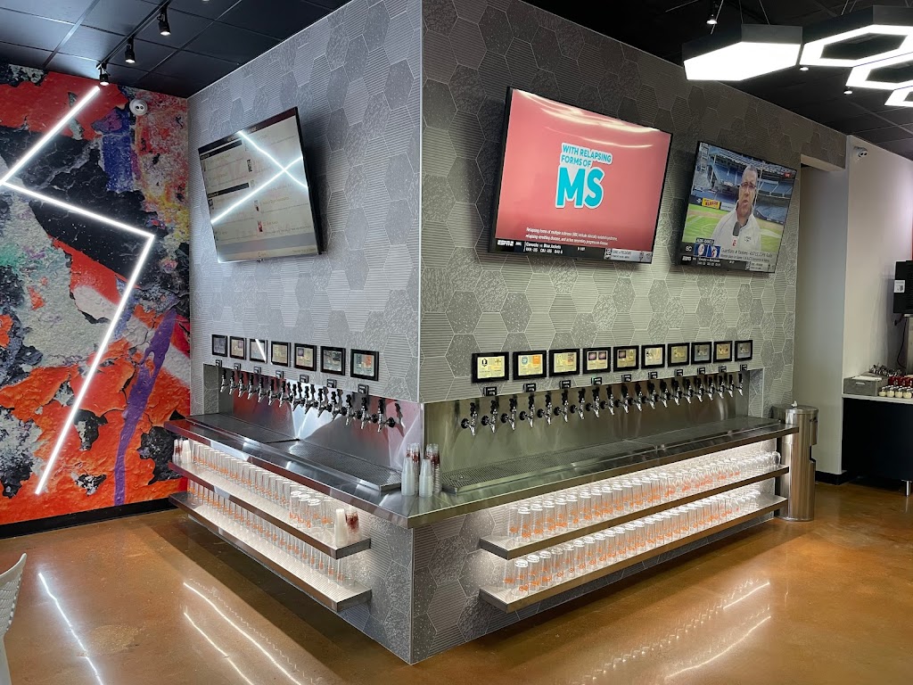 Neo Pizza & Taphouse Towson | restaurant | 1 W Pennsylvania Ave Suite 112, Towson, MD 21204, USA | 4439915723 OR +1 443-991-5723