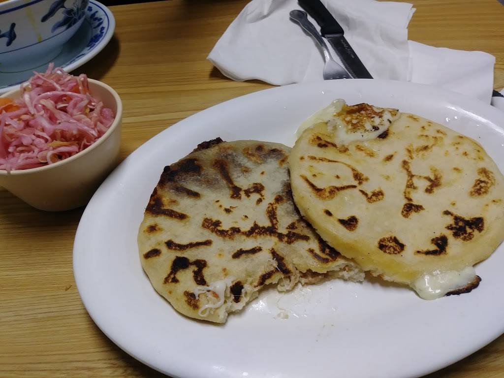 Kissimmee Bakery | restaurant | 1111 E Vine St, Kissimmee, FL 34744, USA | 4079332211 OR +1 407-933-2211