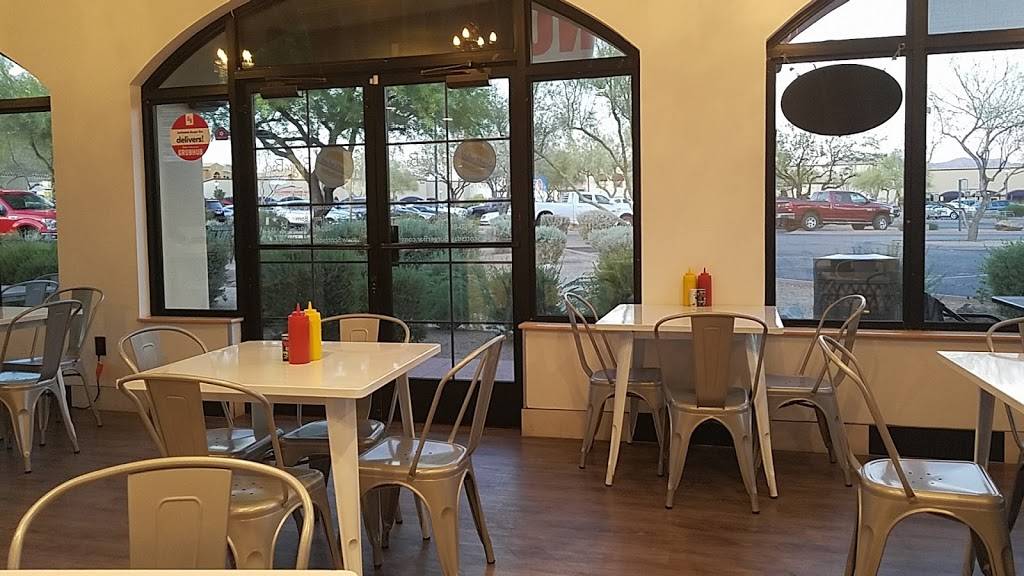 Scottsdale Burger Bar | restaurant | 23535 N Scottsdale Rd, Scottsdale, AZ 85255, USA | 4808671968 OR +1 480-867-1968