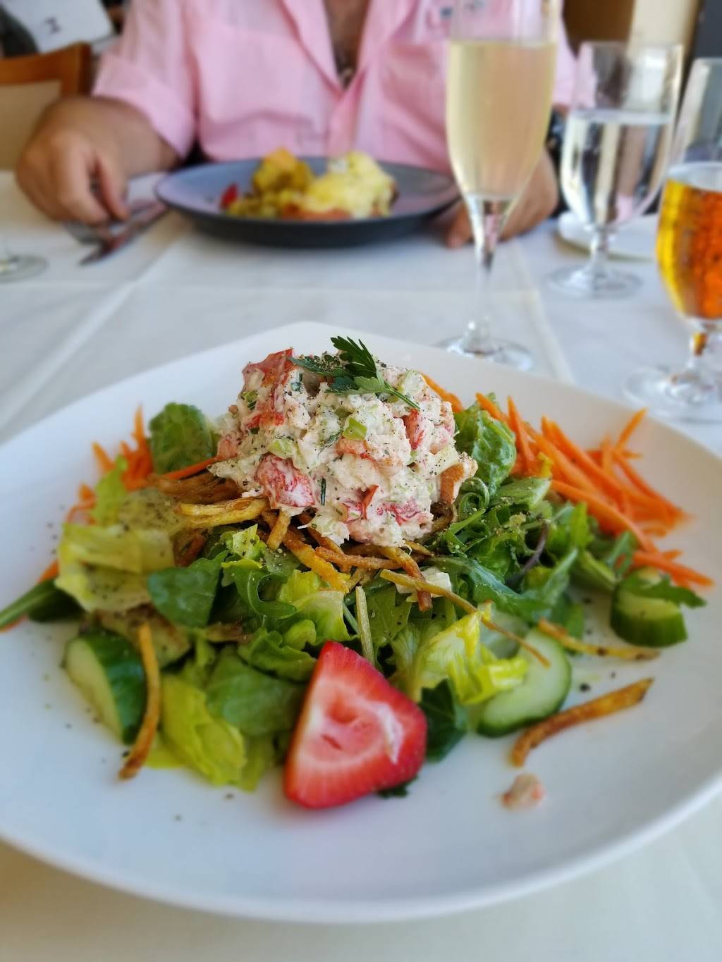 M Waterfront Grille | restaurant | The Village on Venetian Bay, 4300 Gulf Shore Blvd N, Naples, FL 34103, USA | 2392634421 OR +1 239-263-4421