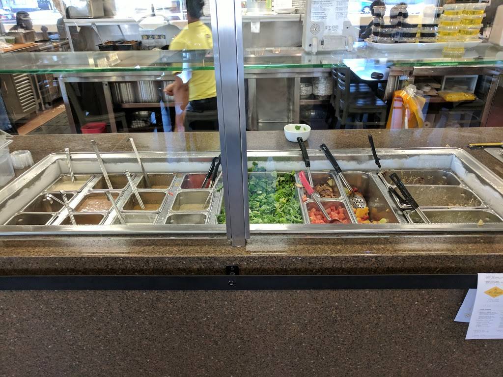 California Chicken Cafe | restaurant | 22333 Ventura Blvd, Woodland Hills, CA 91364, USA | 8187166170 OR +1 818-716-6170