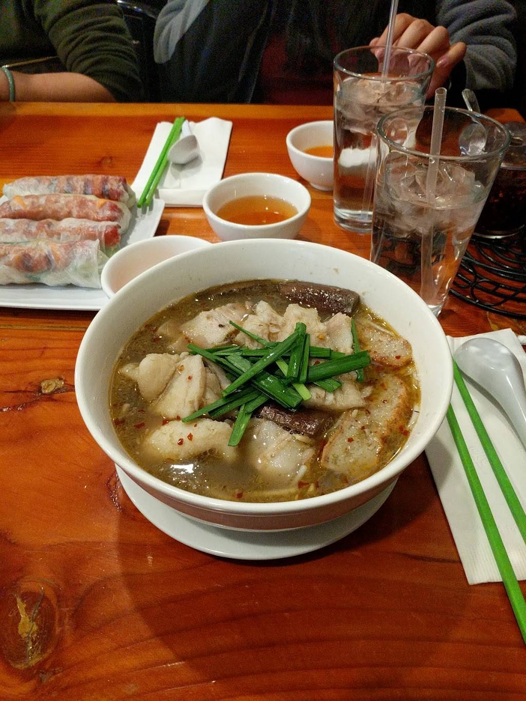 Nha Trang Restaurant | restaurant | 6757 Wilson Blvd #7, Falls Church, VA 22044, USA | 7035341657 OR +1 703-534-1657