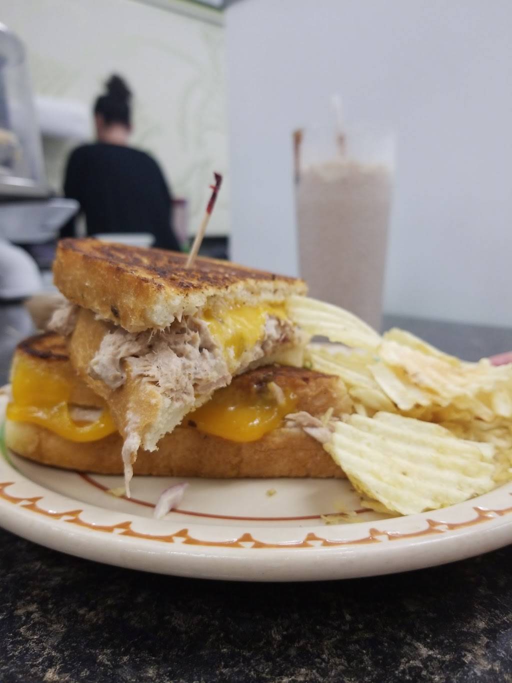 Little Fat Gretchens | cafe | 108 S Main St, Waupaca, WI 54981, USA | 7152580132 OR +1 715-258-0132