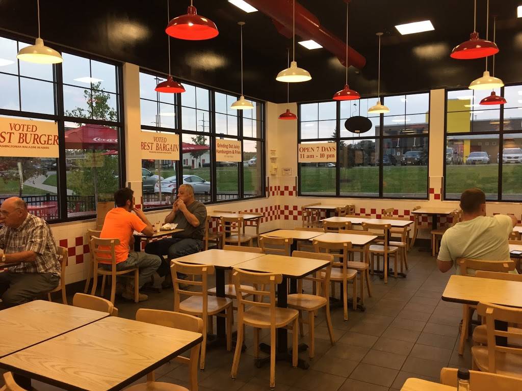 Five Guys | meal takeaway | 1290 Arsenal St, Watertown, NY 13601, USA | 3152214258 OR +1 315-221-4258