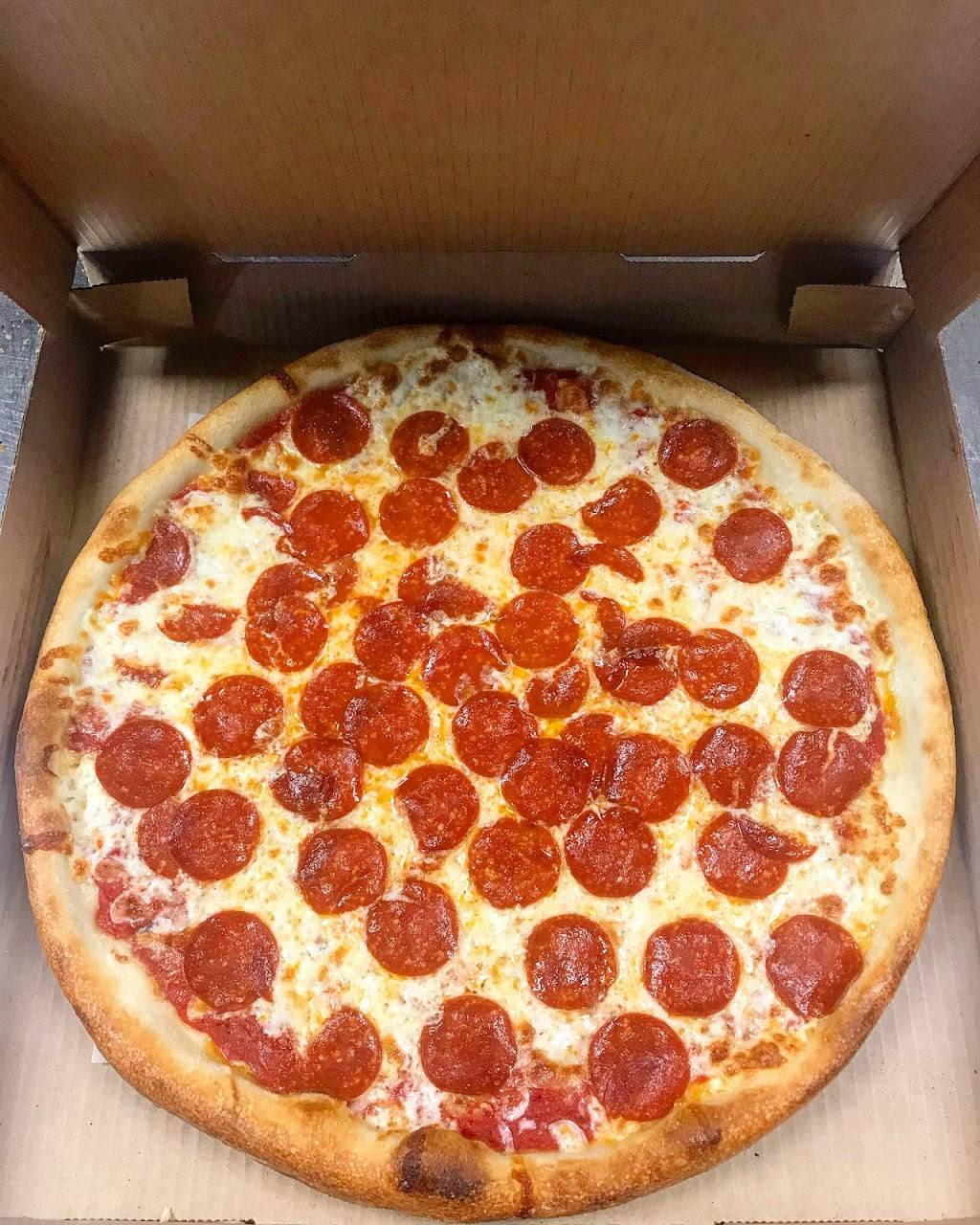 Basil Garden Pizza | restaurant | 127 Franklin Rd #180, Brentwood, TN 37027, USA | 6155050000 OR +1 615-505-0000