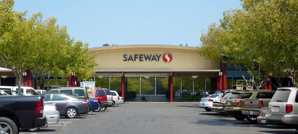 St Francis Shopping Center | shopping mall | 100-164 Calistoga Rd, Santa Rosa, CA 95409, USA | 8002911454 OR +1 800-291-1454