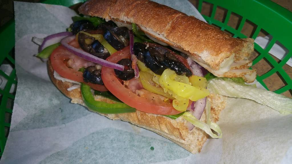 Subway Restaurants | restaurant | 9600 Fondren Rd Suite B 1, Houston, TX 77096, USA | 7137777744 OR +1 713-777-7744