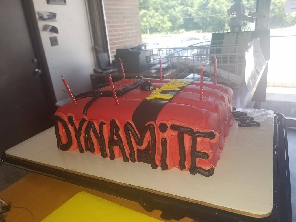 C.J.s Cafe & Lounge LLC | restaurant | 2645 Forbes Dr, Montgomery, AL 36110, USA | 3345935810 OR +1 334-593-5810